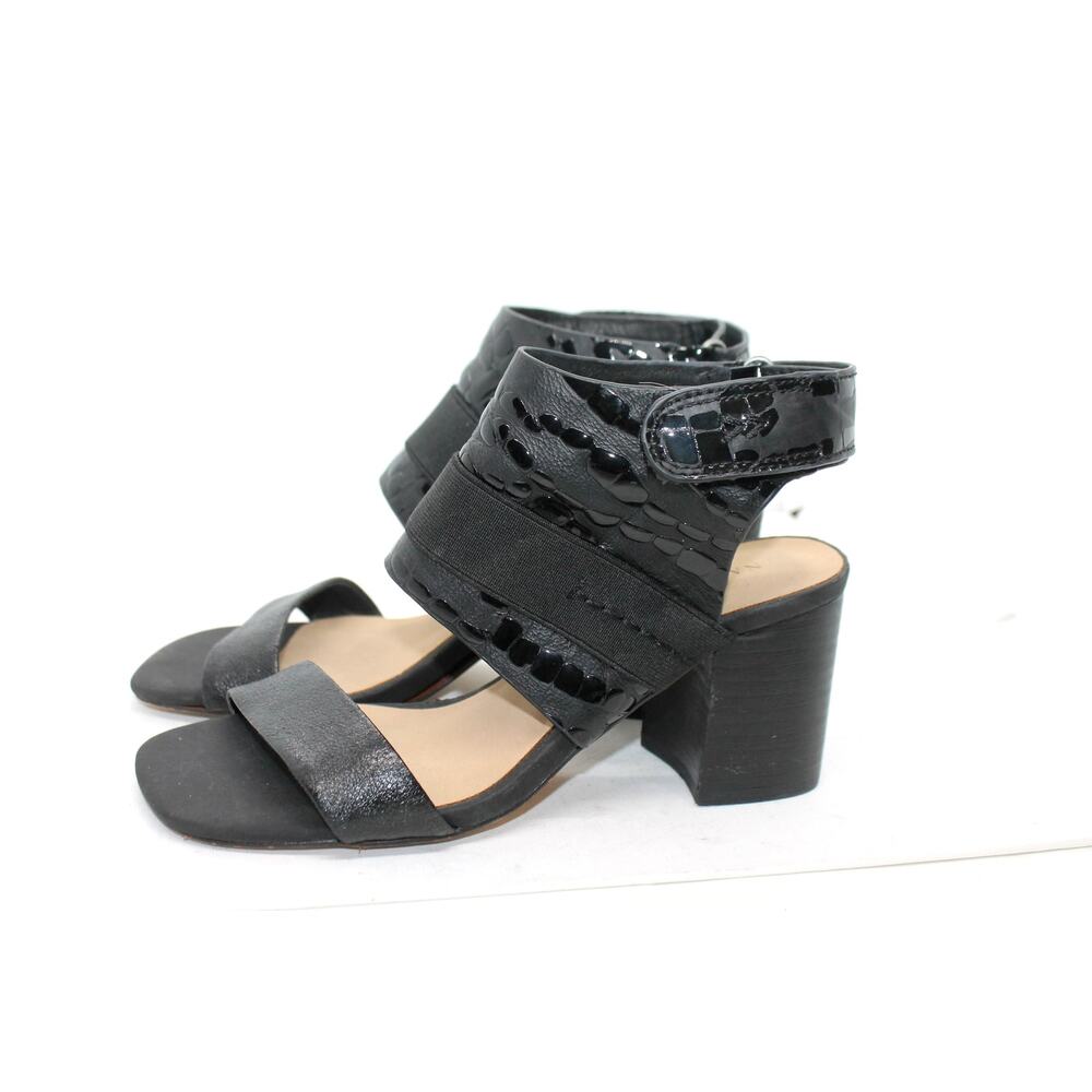 Naked Feet Black Fresca Block Heel Sandals sz 6M